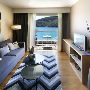 Boutique Adoral Hotel